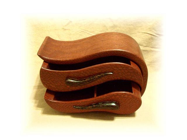 wave box 6"H x 8"W x 3"D