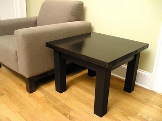 End table .